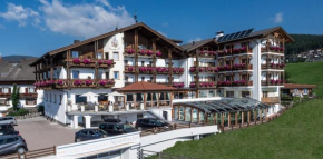 Отель Hotel Alpenfrieden   Рио-Ди-Пустерия